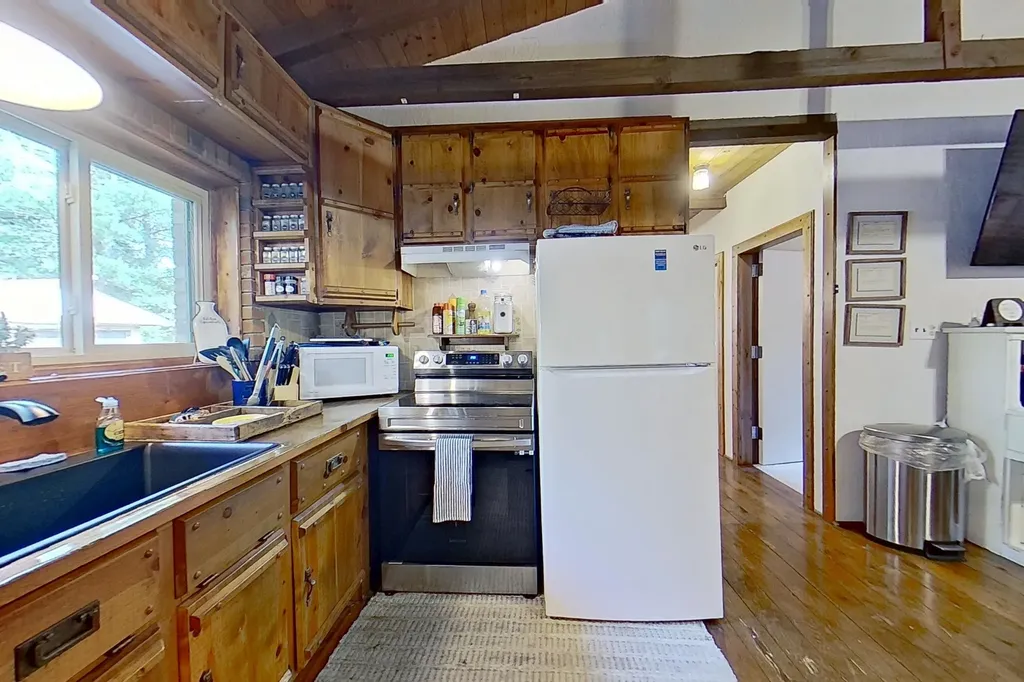 10279 N Finley Lake Avenue Summerfield Township MI 48625