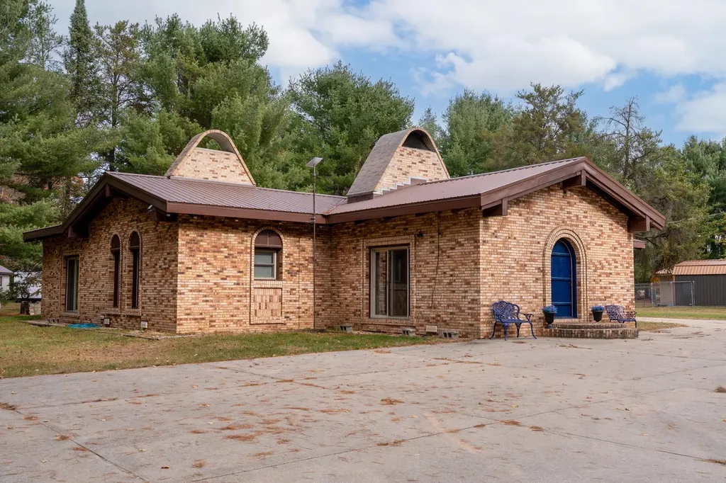 10279 N Finley Lake Avenue Summerfield Township MI 48625