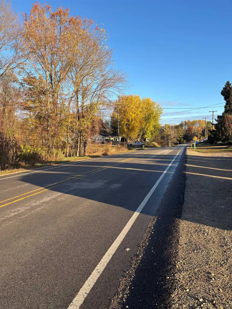 8698 Old State Avenue Surrey Township MI 48622