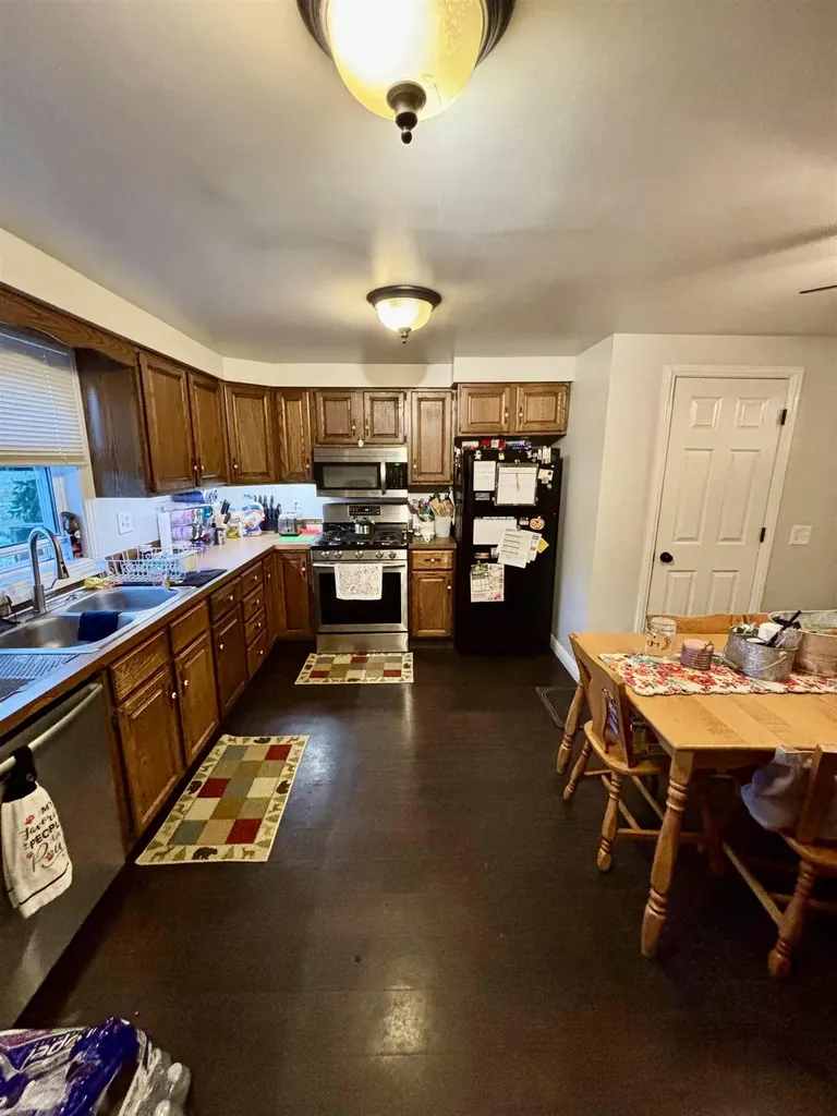 917 E River Mt. Pleasant City MI 48858