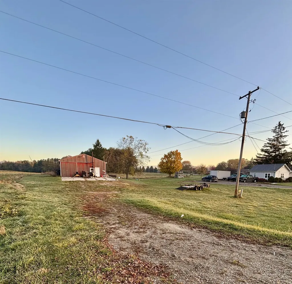 917 E River Mt. Pleasant City MI 48858