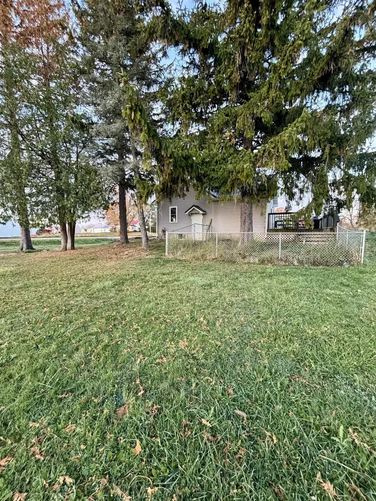 917 E River Mt. Pleasant City MI 48858