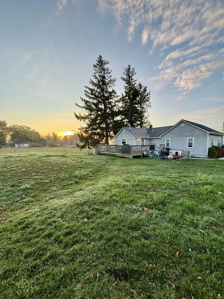 917 E River Mt. Pleasant City MI 48858