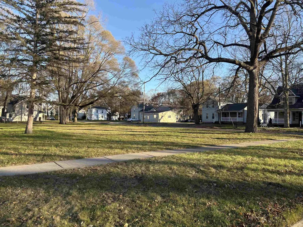 320 W Locust Mt. Pleasant City MI 48858