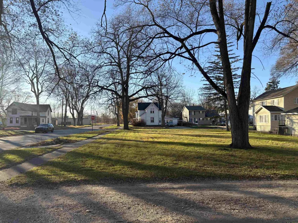 320 W Locust Mt. Pleasant City MI 48858