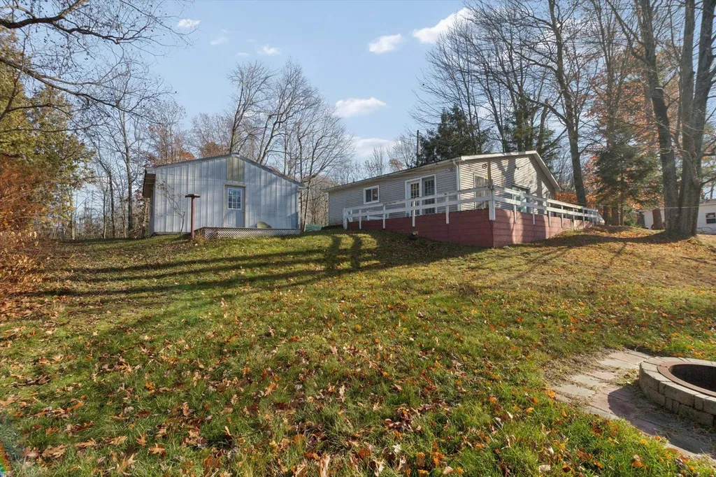 6364 Joanne Street Garfield Township MI 48632