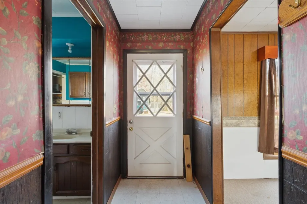 6364 Joanne Street Garfield Township MI 48632