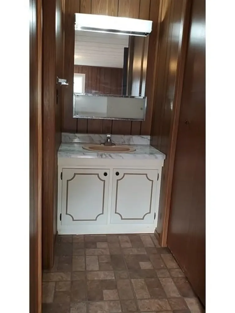 502 S Broad Street Harrison City MI 48625