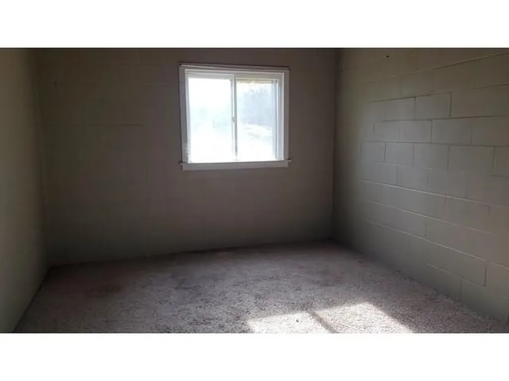 502 S Broad Street Harrison City MI 48625