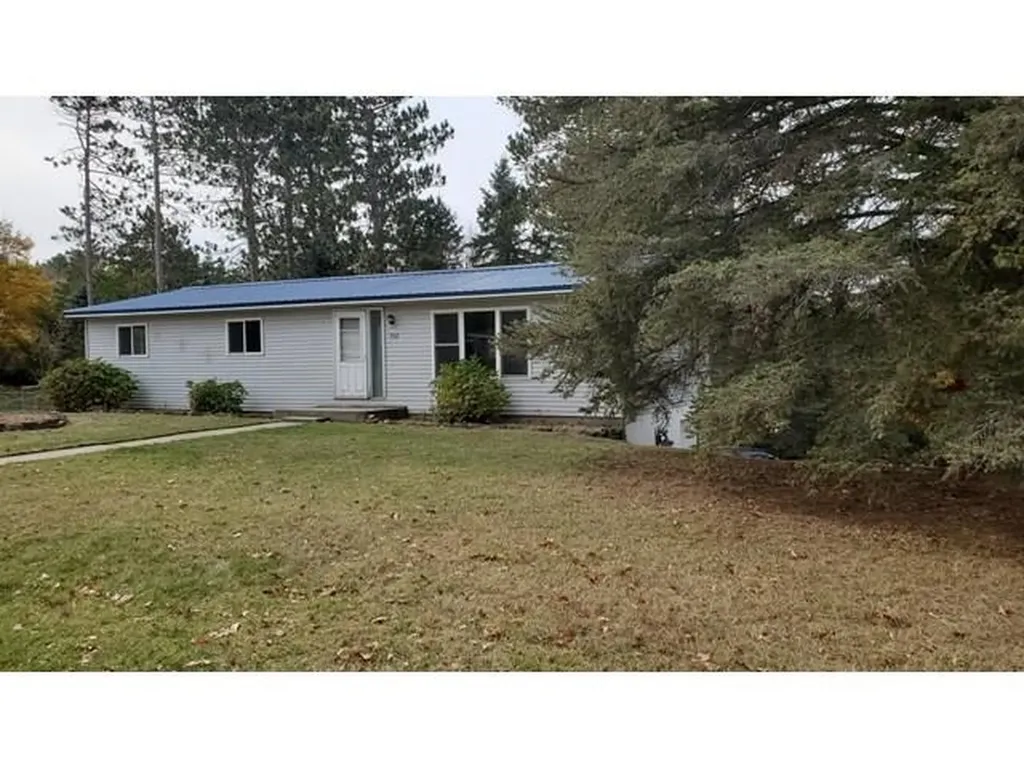 502 S Broad Street Harrison City MI 48625
