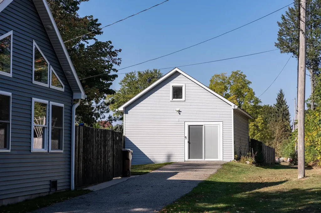 308 S 3rd Street Shepherd Village MI 48883
