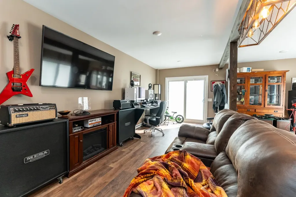 308 S 3rd Street Shepherd Village MI 48883