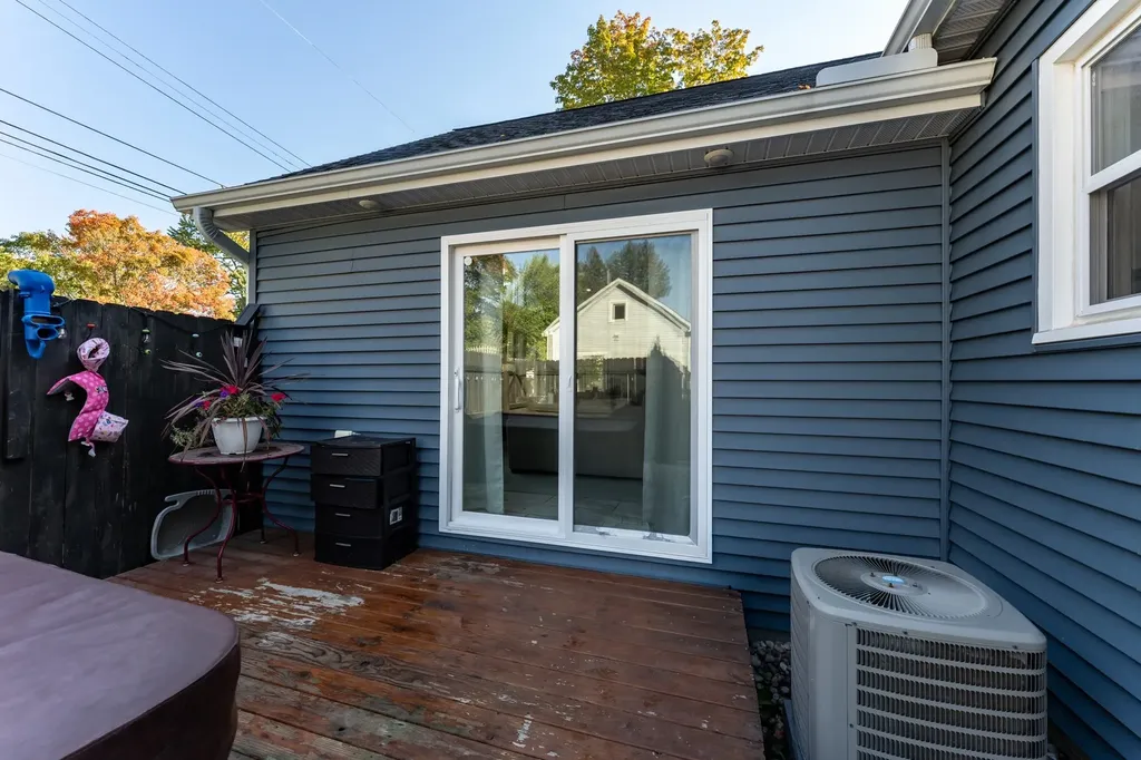 308 S 3rd Street Shepherd Village MI 48883