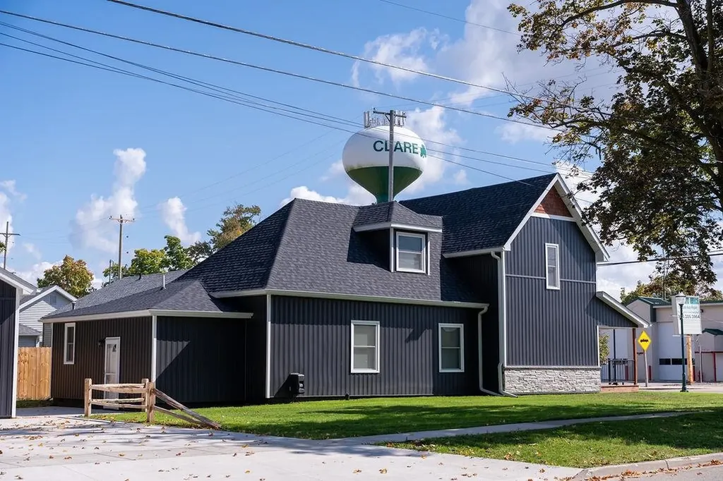 216 W Fifth Street Clare City MI 48617