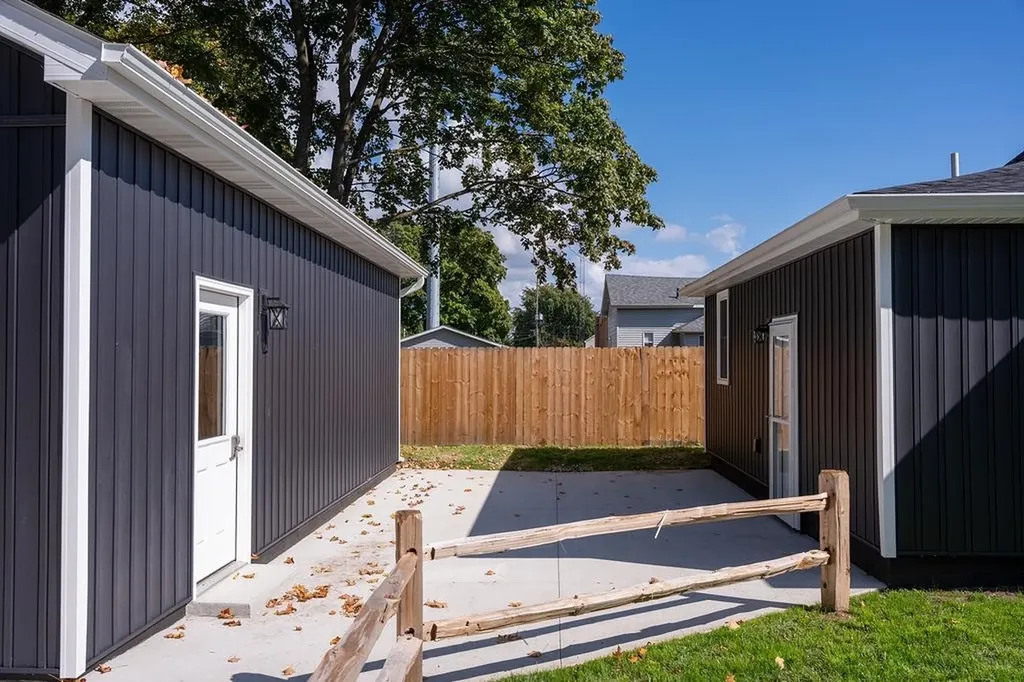 216 W Fifth Street Clare City MI 48617