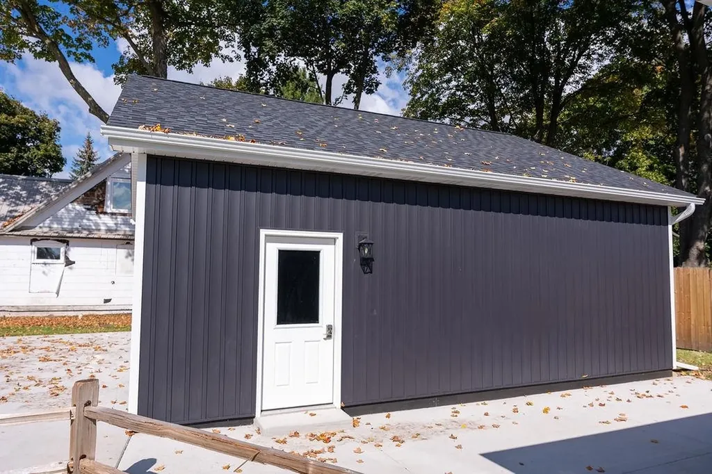 216 W Fifth Street Clare City MI 48617