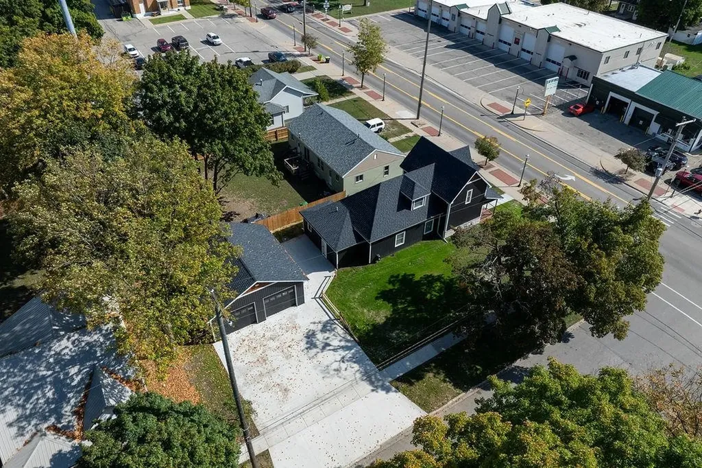 216 W Fifth Street Clare City MI 48617
