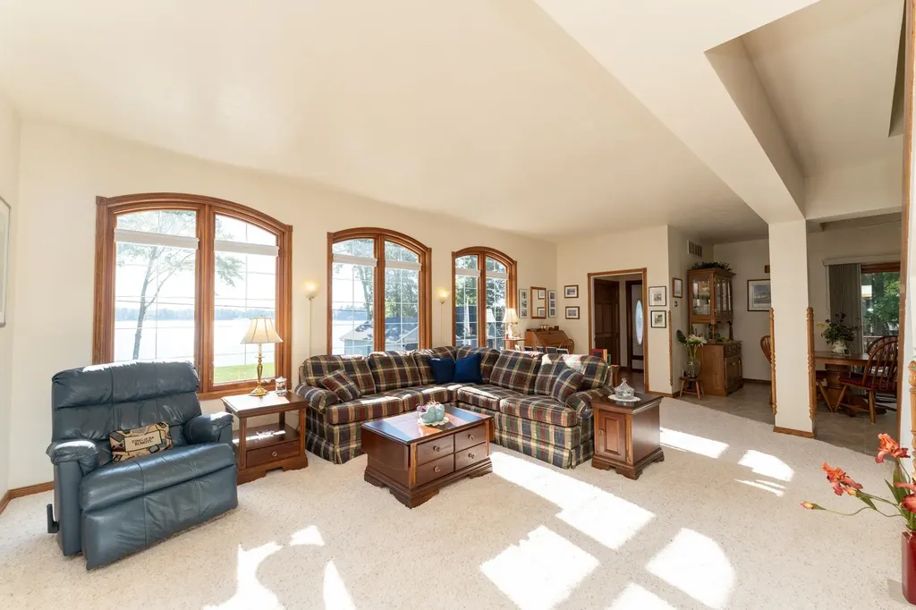 11076 N Shore Drive Garfield Township MI 48632