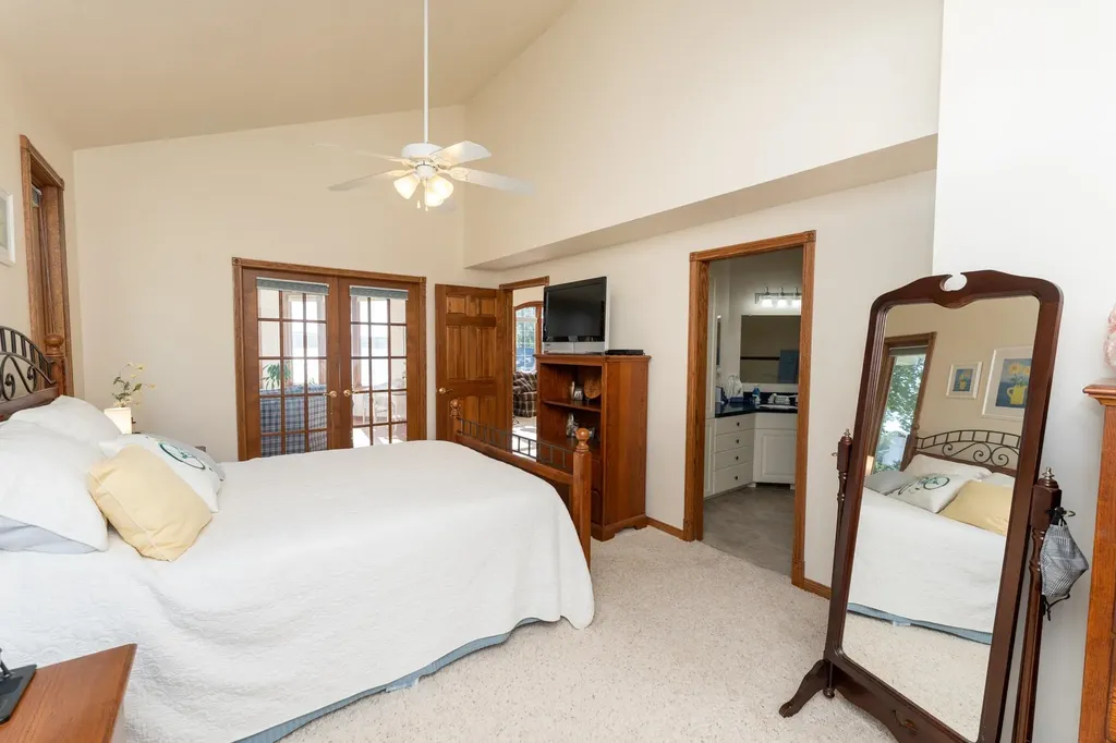 11076 N Shore Drive Garfield Township MI 48632