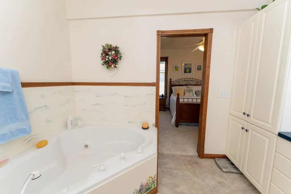 11076 N Shore Drive Garfield Township MI 48632