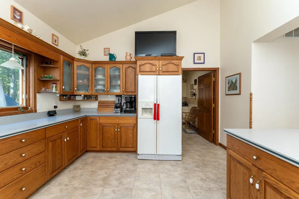 11076 N Shore Drive Garfield Township MI 48632