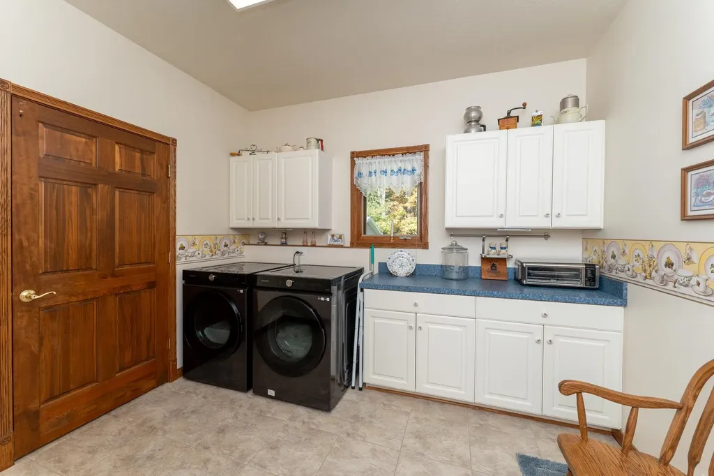 11076 N Shore Drive Garfield Township MI 48632