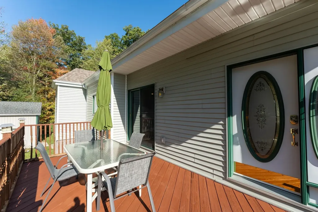 11076 N Shore Drive Garfield Township MI 48632
