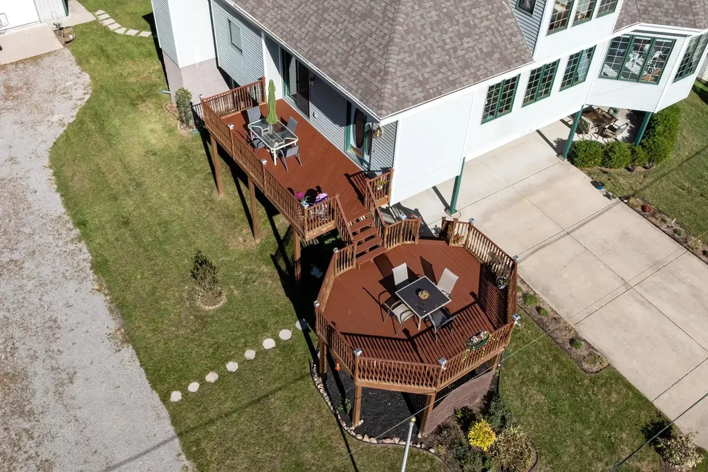 11076 N Shore Drive Garfield Township MI 48632