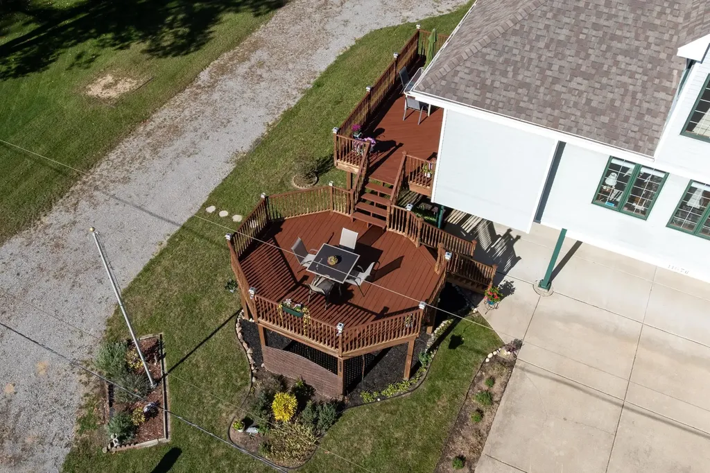 11076 N Shore Drive Garfield Township MI 48632