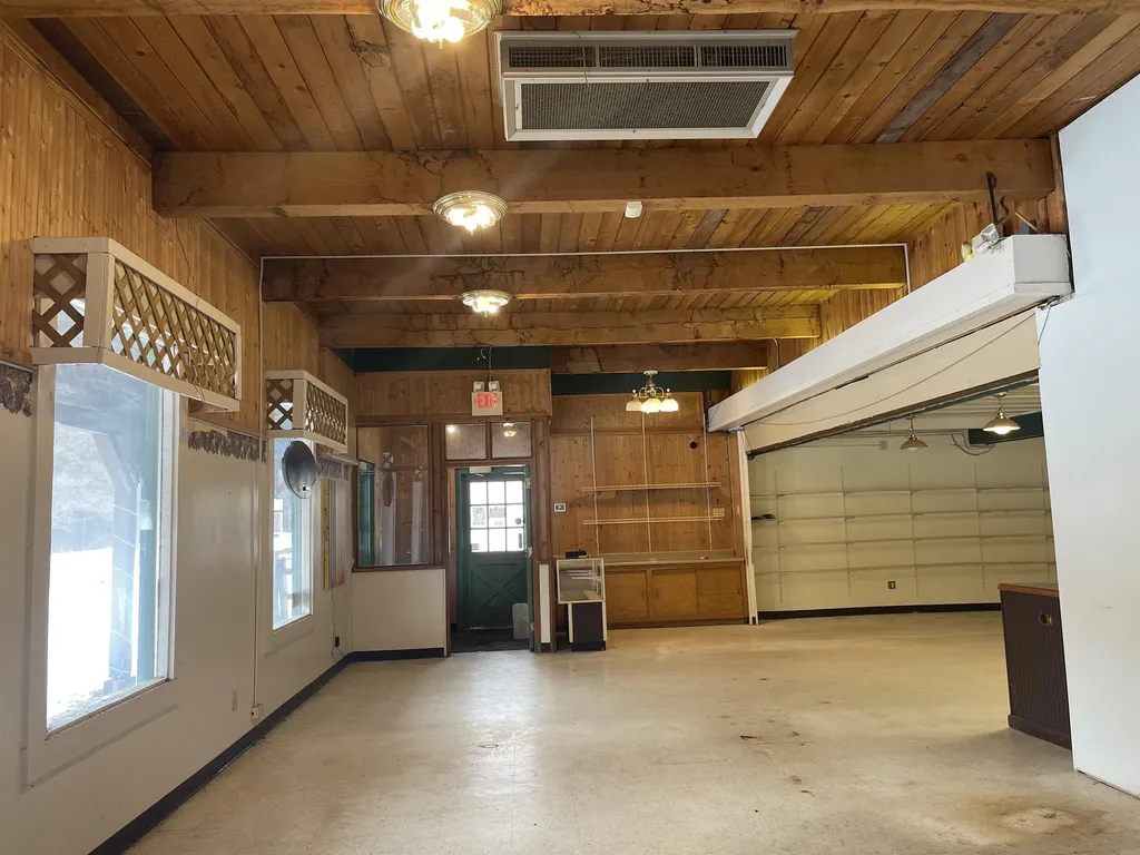 1506 W High Mt. Pleasant City MI 48858