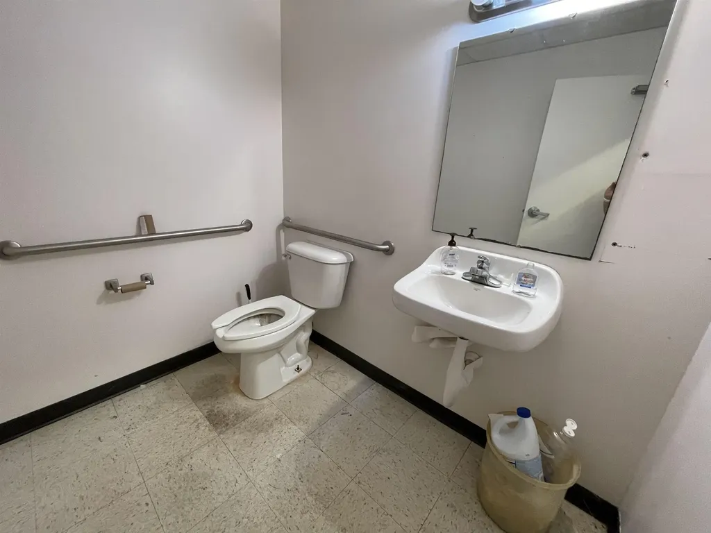 1506 W High Mt. Pleasant City MI 48858
