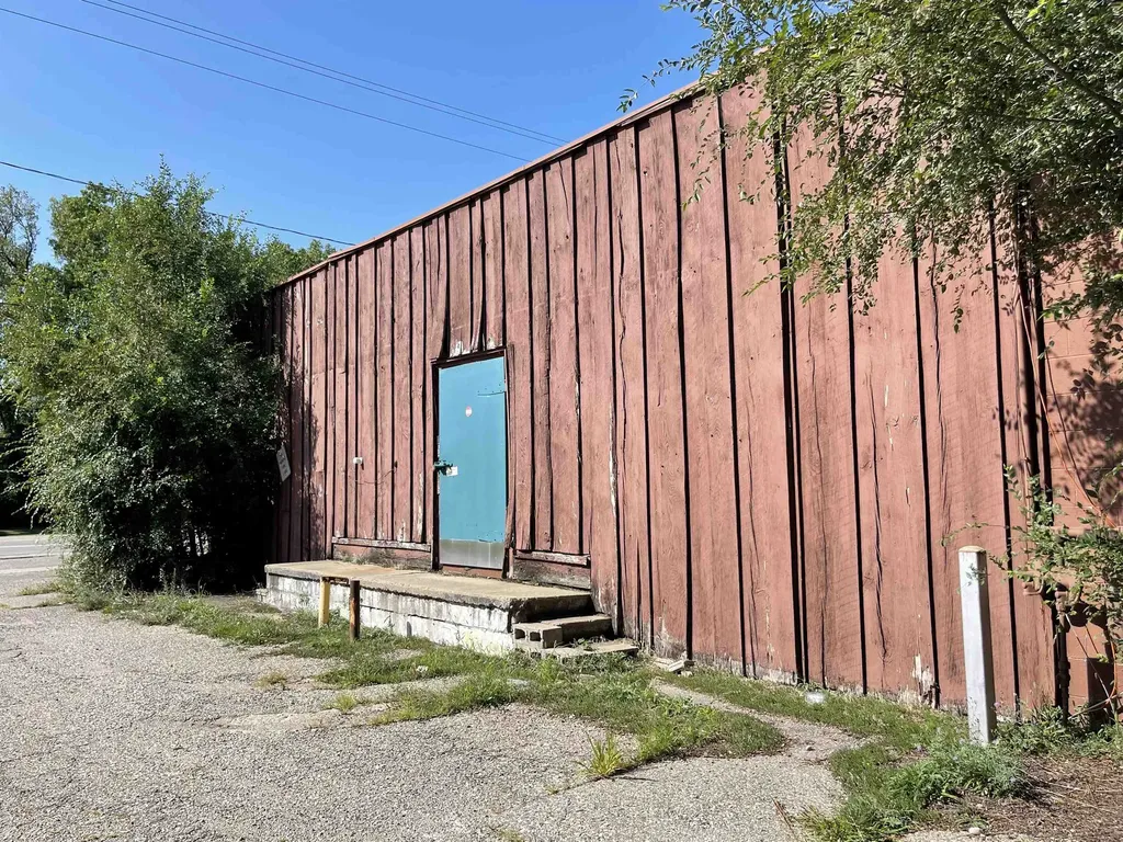 1506 W High Mt. Pleasant City MI 48858