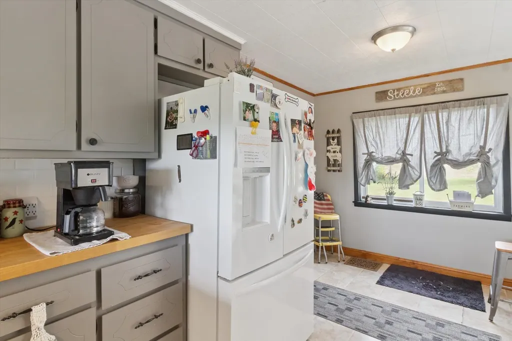 3515 N Bliss Road Sumner Township MI 48801