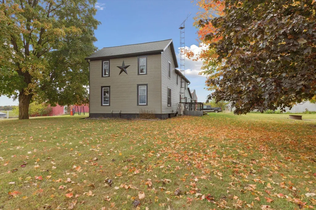 3515 N Bliss Road Sumner Township MI 48801