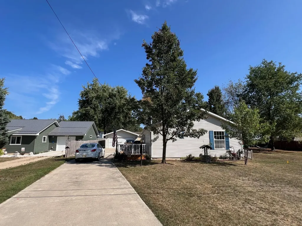 10429 Garfield Avenue Garfield Township MI 48632