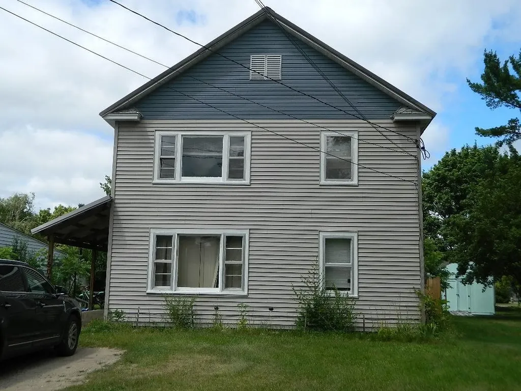 1504 Lyons Street Mt. Pleasant City MI 48858