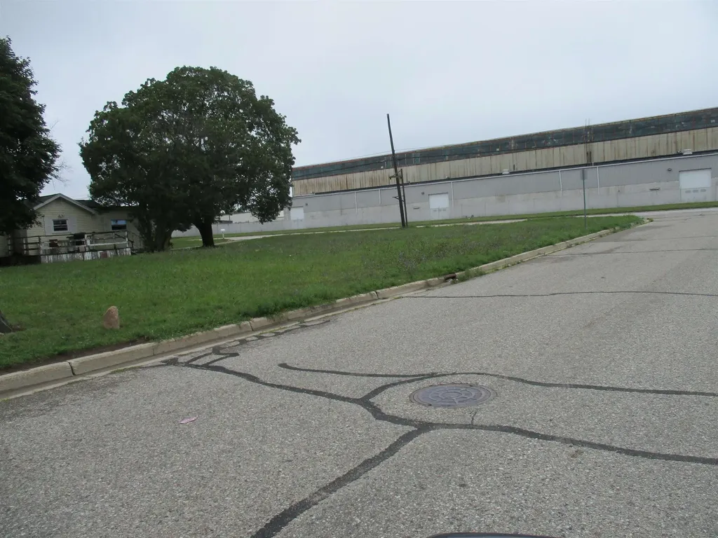 1532 E Superior Street Alma City MI 48801