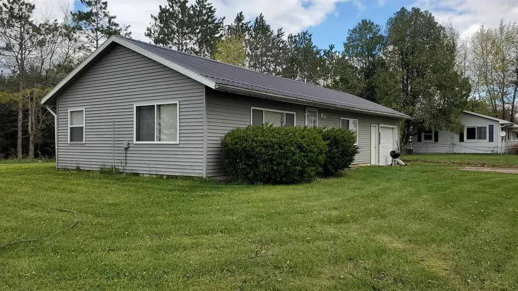 1960 S Winn Road Deerfield Township MI 48858