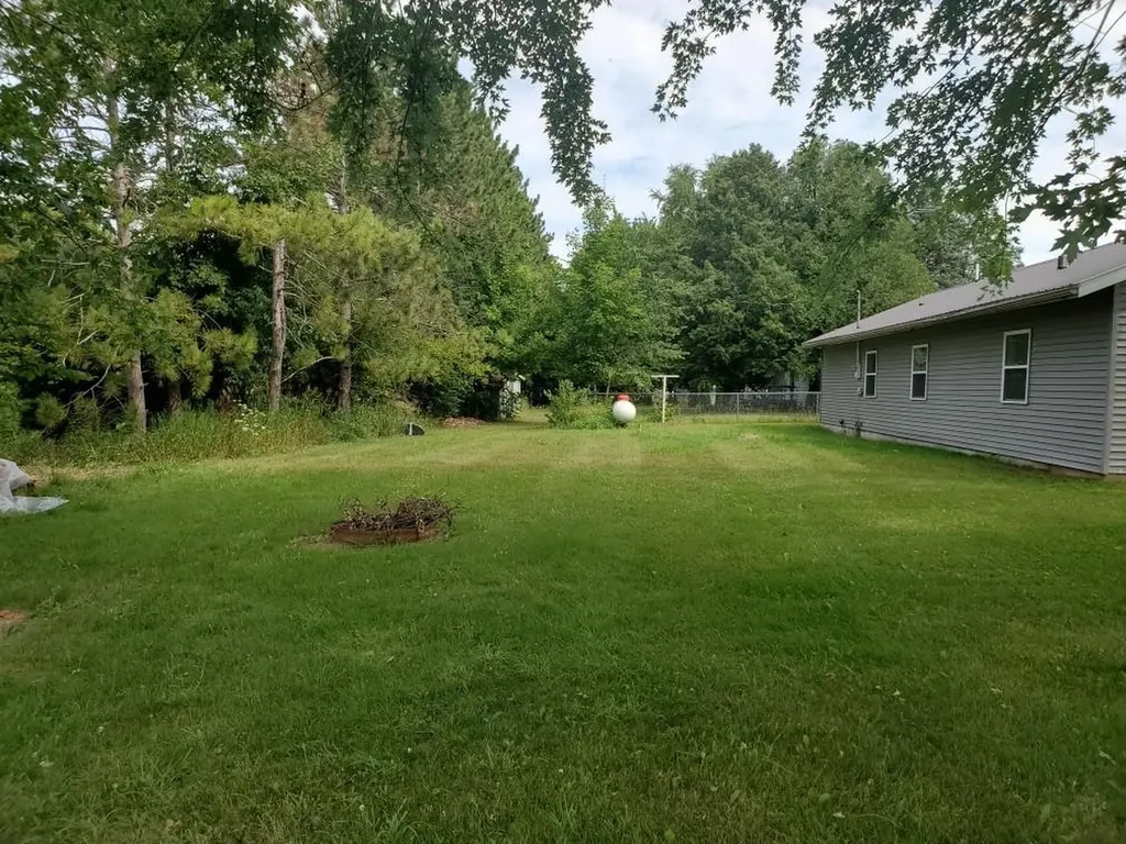 1960 S Winn Road Deerfield Township MI 48858