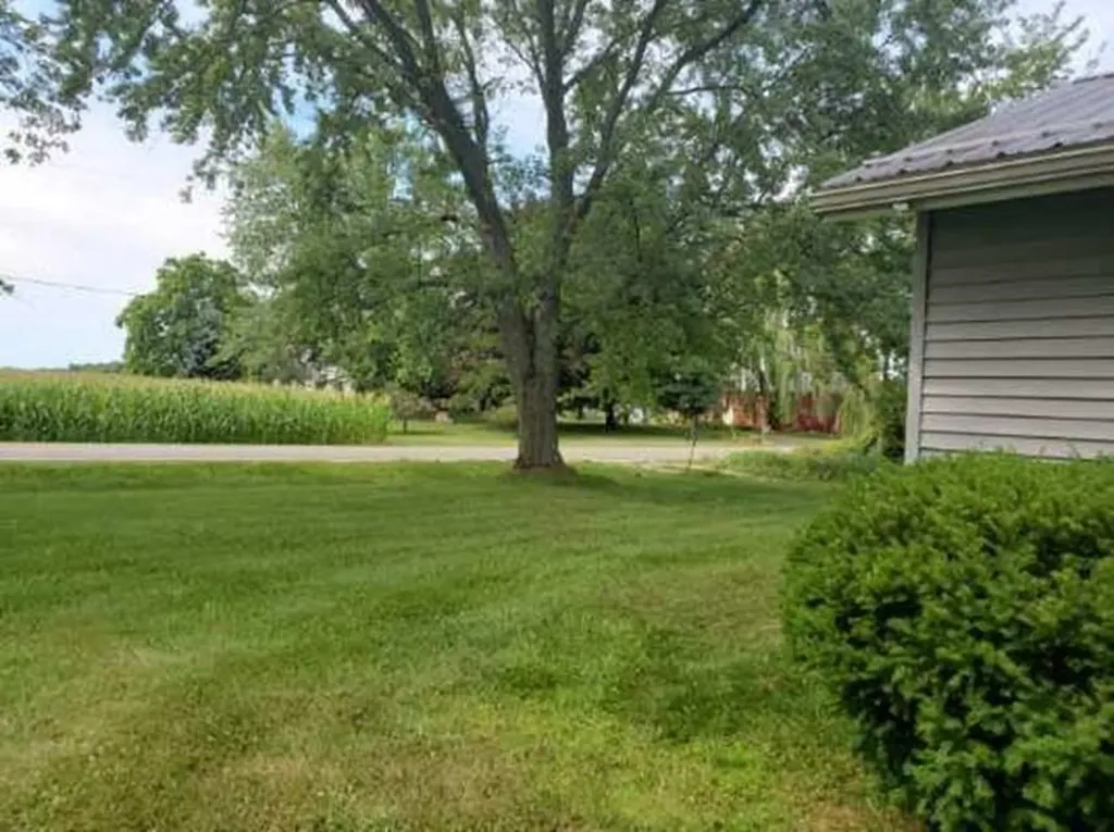 1960 S Winn Road Deerfield Township MI 48858