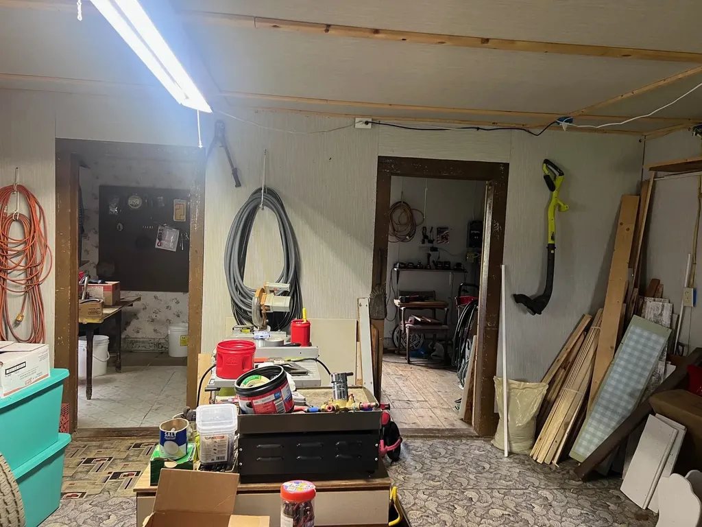 169 Ashley Redding Township MI 48625