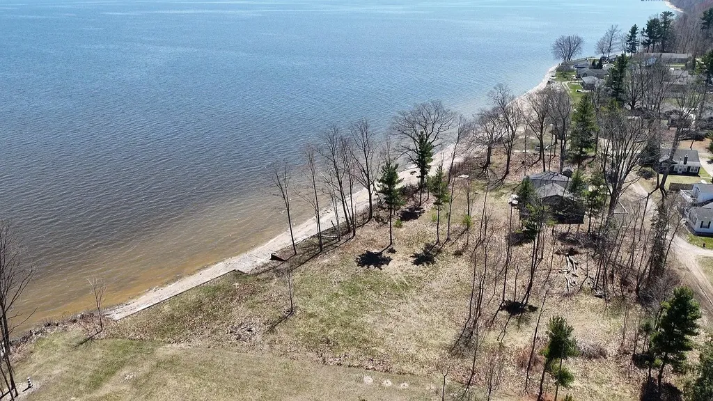 V/l Keystone Drive Alabaster Township MI 48763