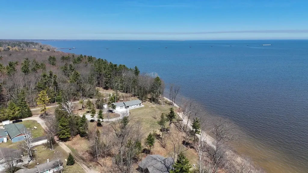 V/l Keystone Drive Alabaster Township MI 48763