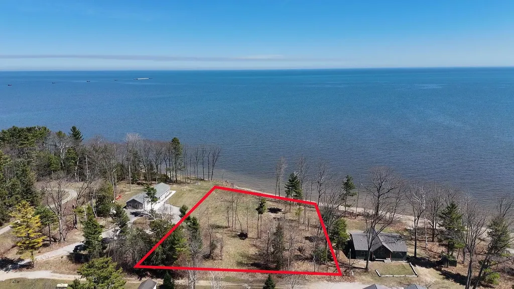 V/l Keystone Drive Alabaster Township MI 48763