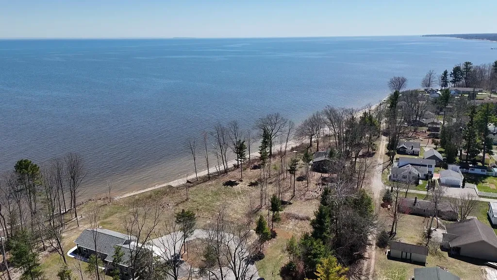 V/l Keystone Drive Alabaster Township MI 48763