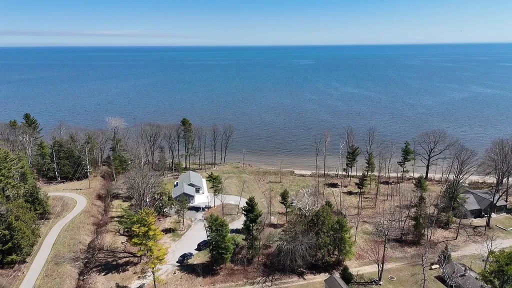 V/l Keystone Drive Alabaster Township MI 48763