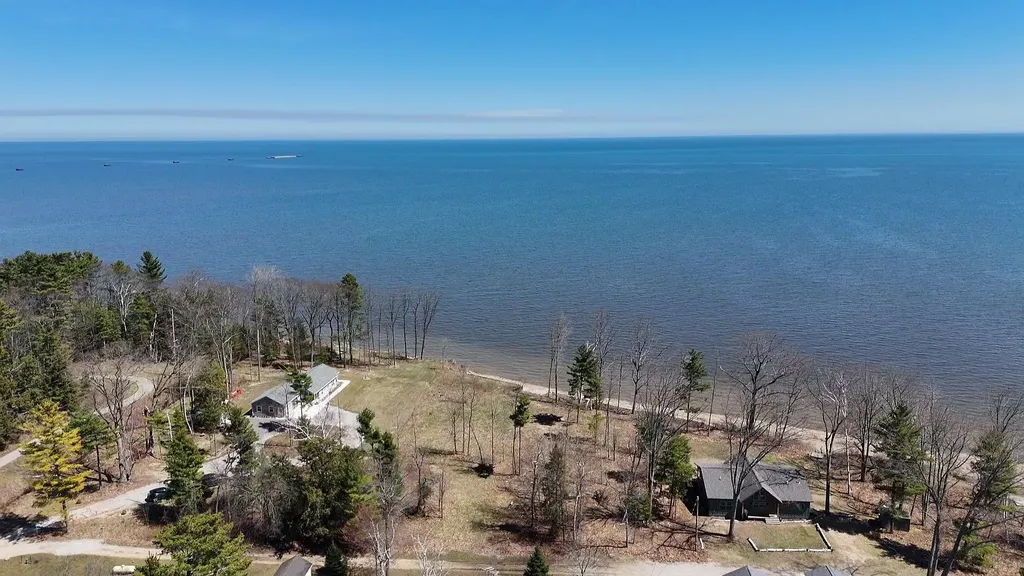 V/l Keystone Drive Alabaster Township MI 48763