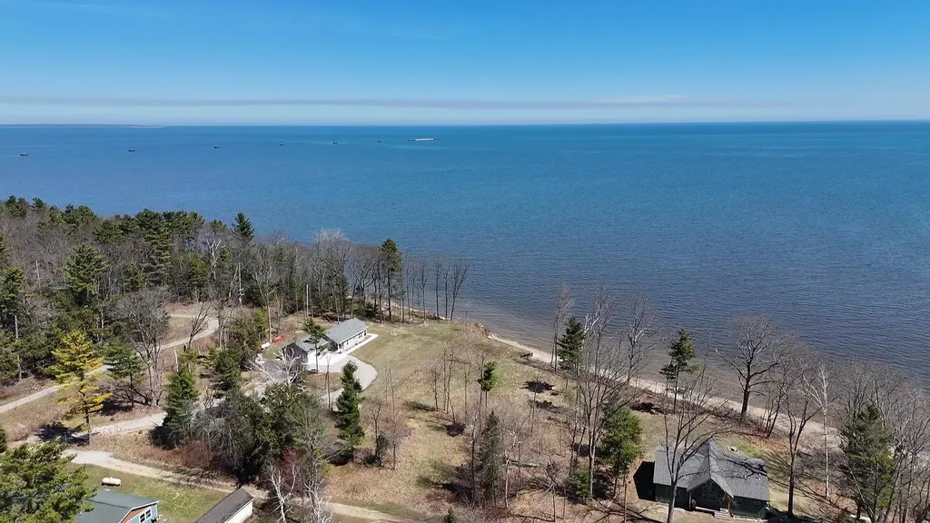 V/l Keystone Drive Alabaster Township MI 48763