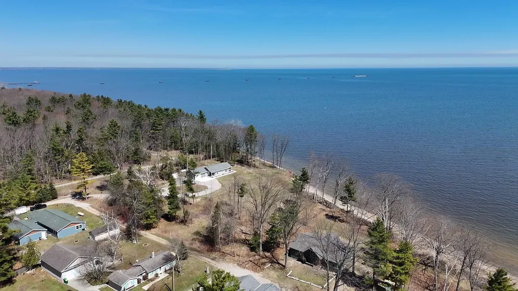 V/l Keystone Drive Alabaster Township MI 48763