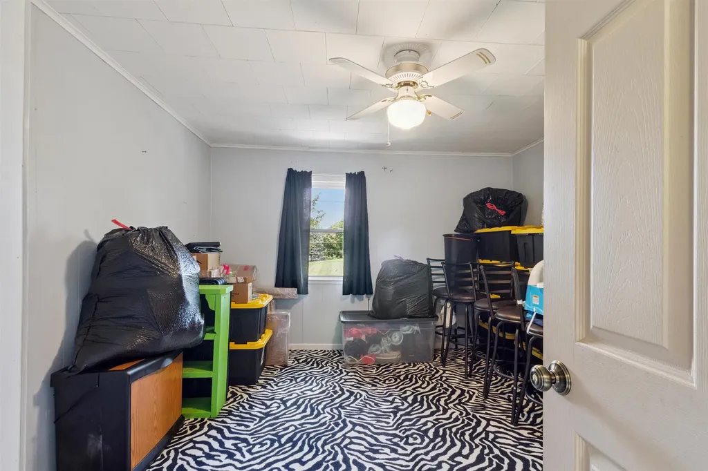522 E Saginaw Street St. Louis City MI 48880